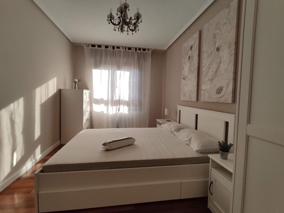 Acogedor Apartamento Junto A La Plaza Villasana de Mena エクステリア 写真
