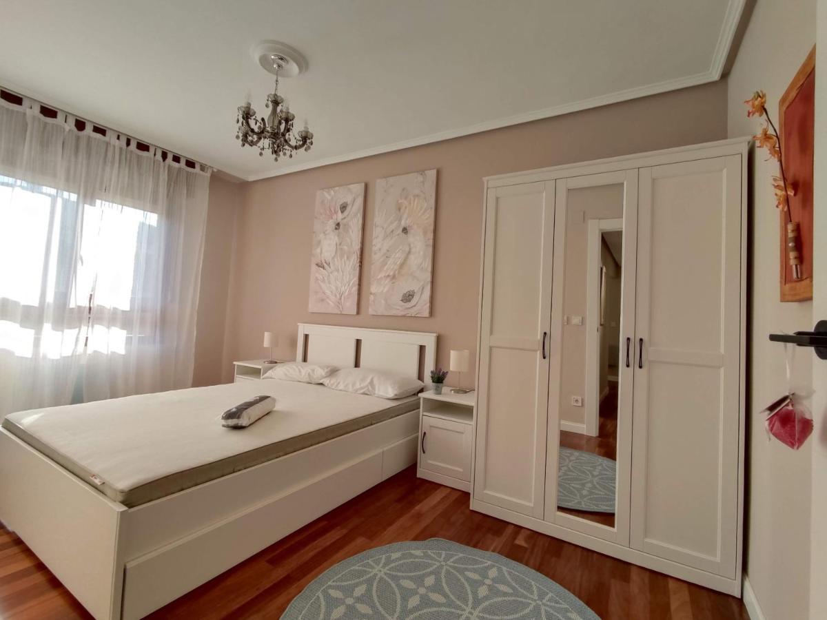 Acogedor Apartamento Junto A La Plaza Villasana de Mena エクステリア 写真